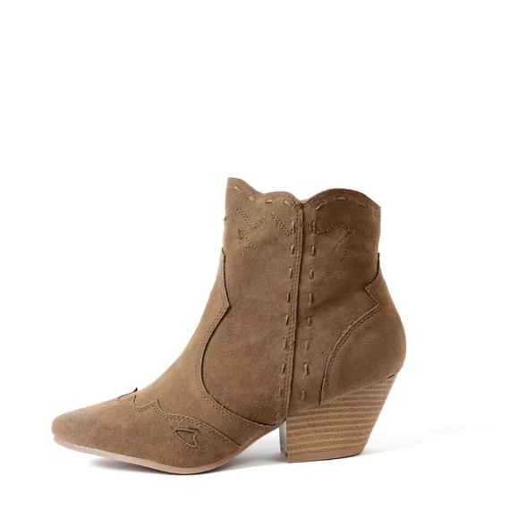 Taupe Oiled Rubbed Pointy Toe Stitched Cowboy Boot - Picture 5 of 6